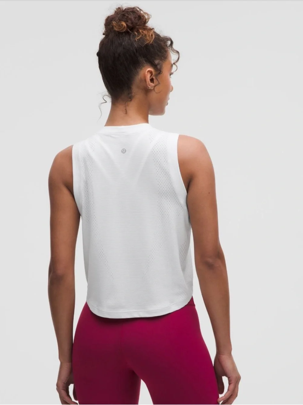 Lululemon Swiftly Cropped Tank Top White Size 6 Seamless Workout Athletic EUC - Picture 3 of 6